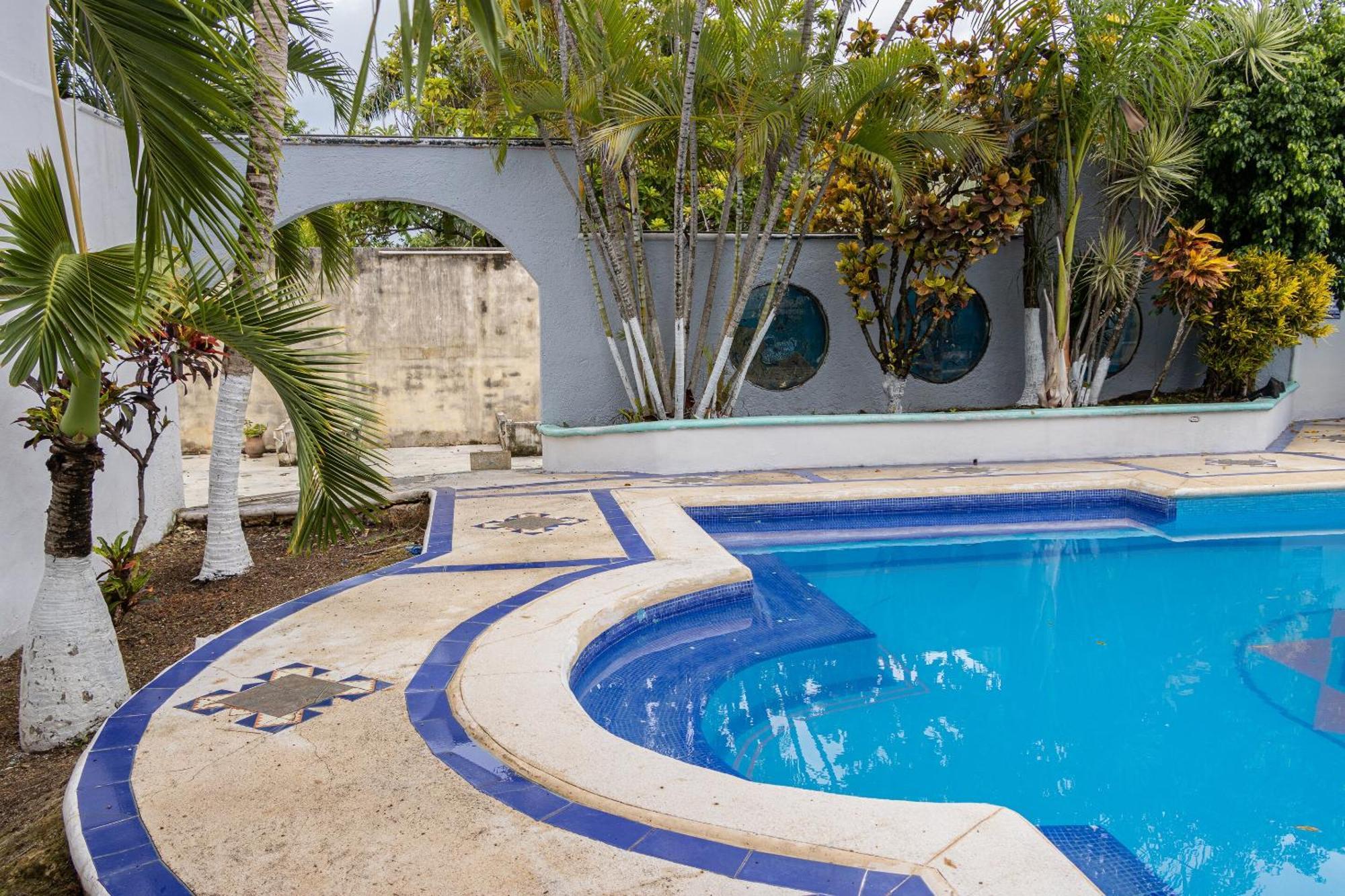 Oyo Hotel Marias,Aeropuerto Internacional De تْشيتومال المظهر الخارجي الصورة