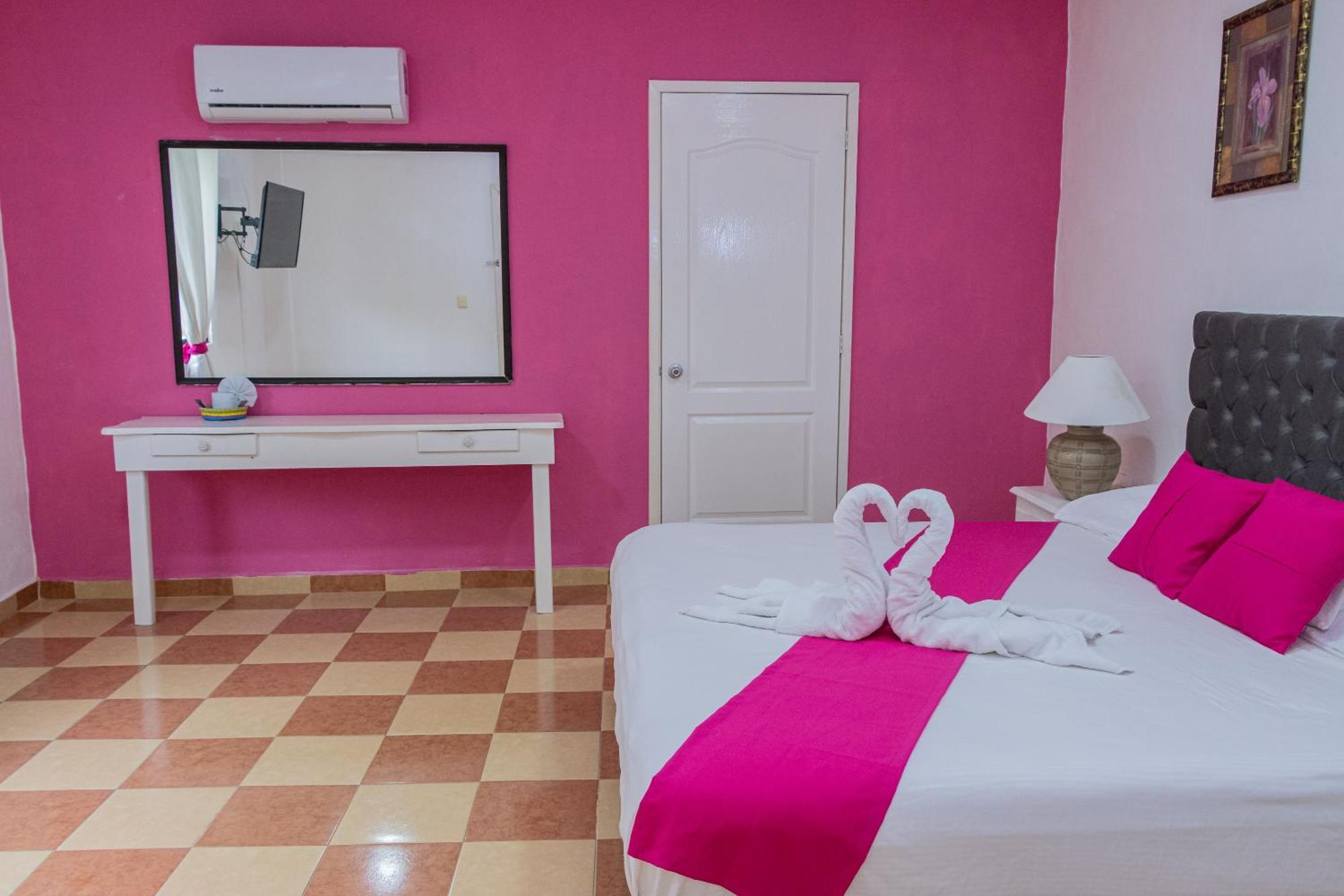Oyo Hotel Marias,Aeropuerto Internacional De تْشيتومال المظهر الخارجي الصورة